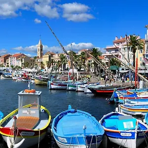 De La Marina Sanary-sur-Mer