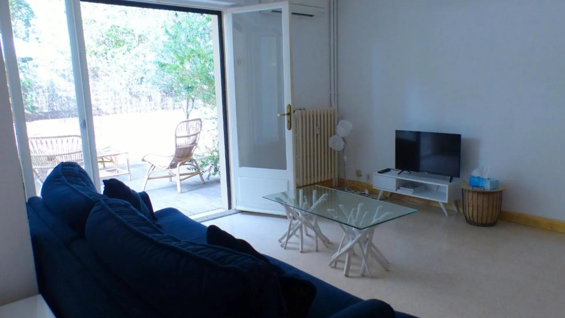 Spacious Cocoon With Nice Garden Close To The Sea Sanary-sur-Mer Apartment
