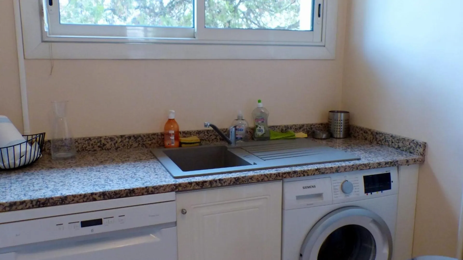 Apartment Spacious Cocoon With Nice Garden Close To The Sea Sanary-sur-Mer France