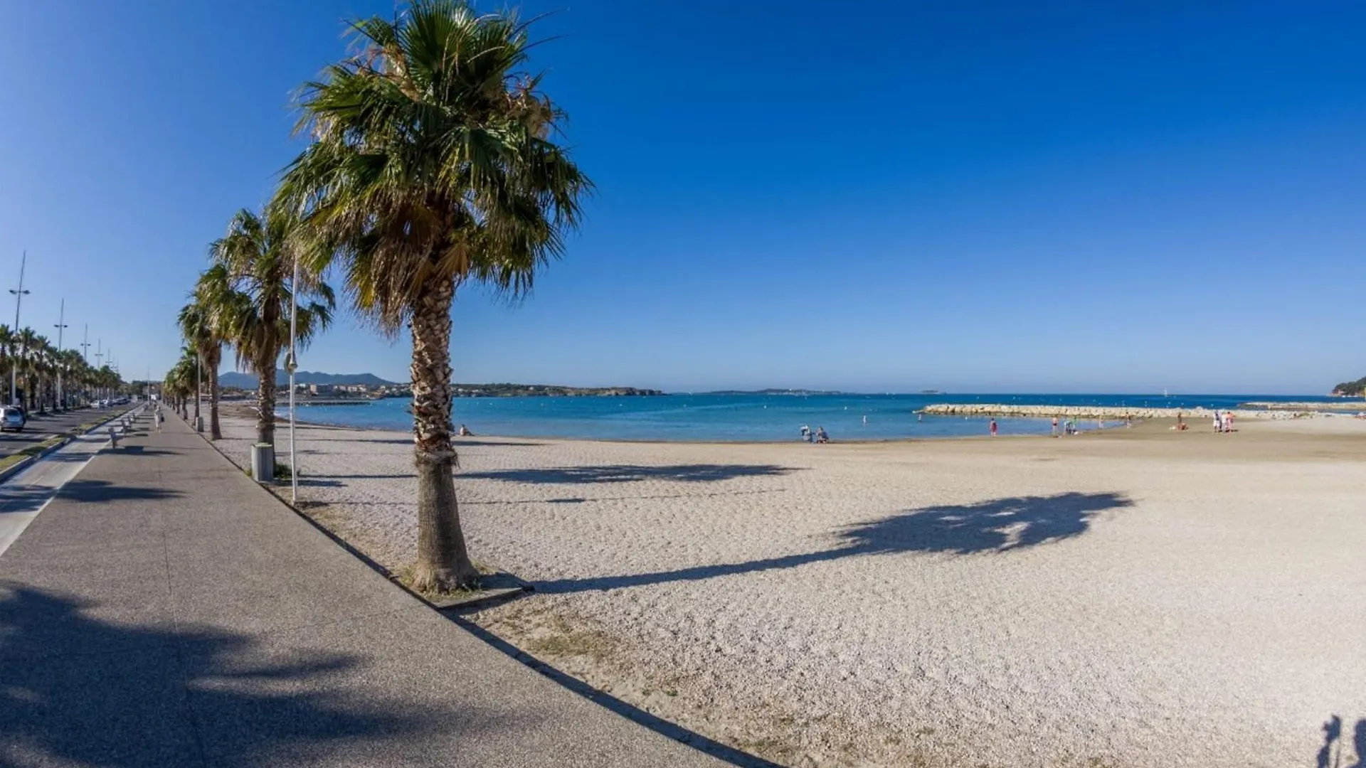 Apartment Spacious Cocoon With Nice Garden Close To The Sea Sanary-sur-Mer France